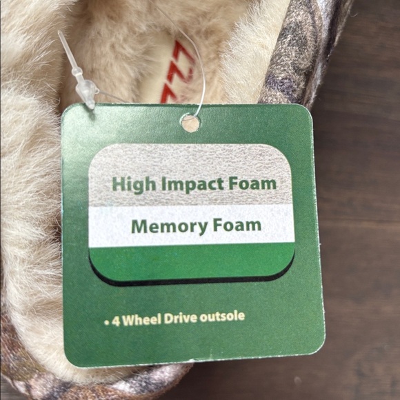 26 BoneZZZ Mossy Oak,camo textile,memory foam,high impact foam,4 wheel outsole - Picture 8 of 10